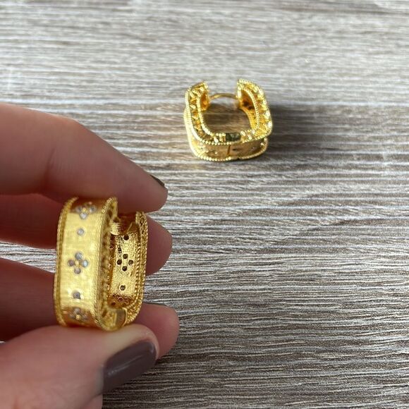 BohemianāhoopāearringsāN32 - Picture 2 of 4